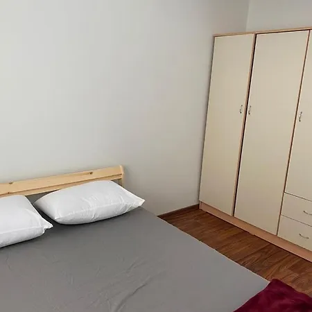 Tayfun Tanriverdi Lägenhetshotell Özdere