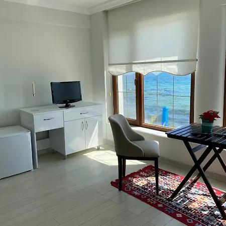 Tayfun Tanriverdi Lägenhetshotell Özdere